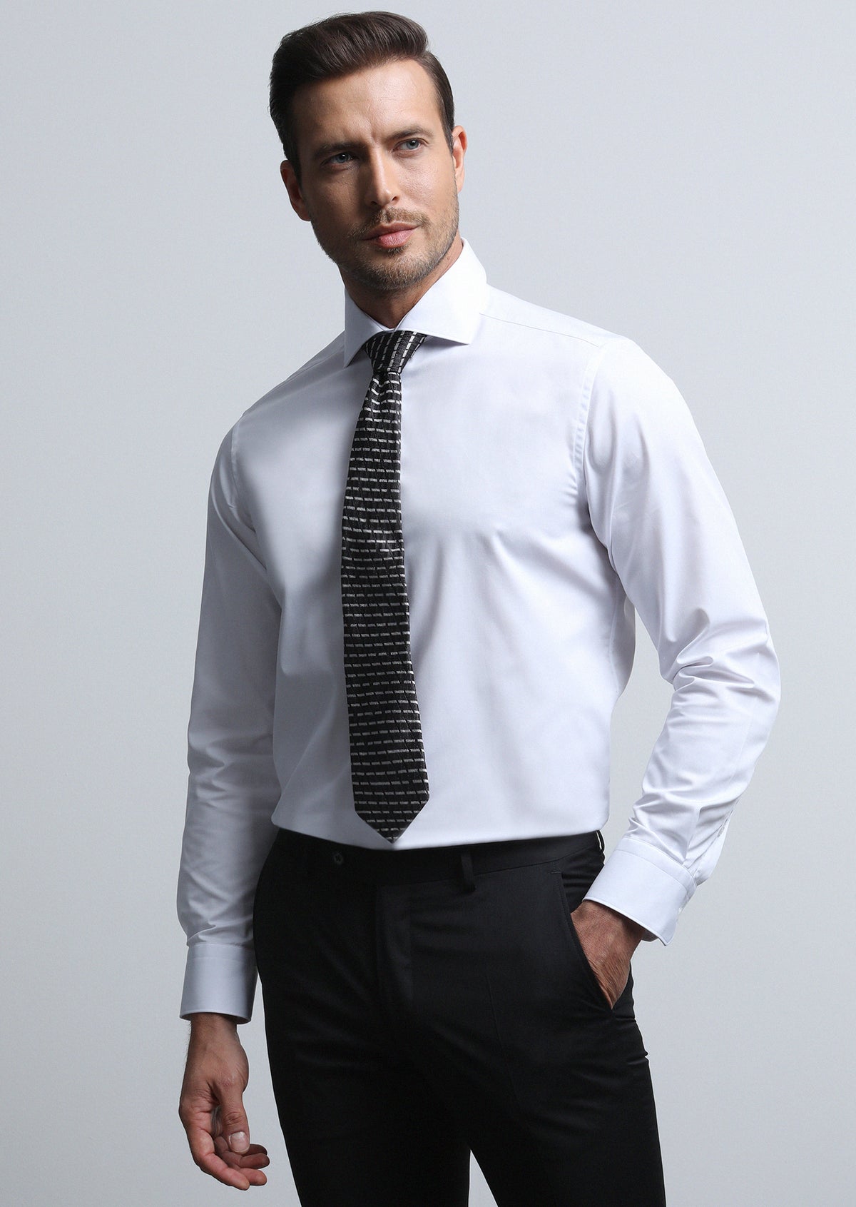 Beyaz Düz Regular Fit Uzun Dokuma Klasik Pamuk Karışımlı Gömlek