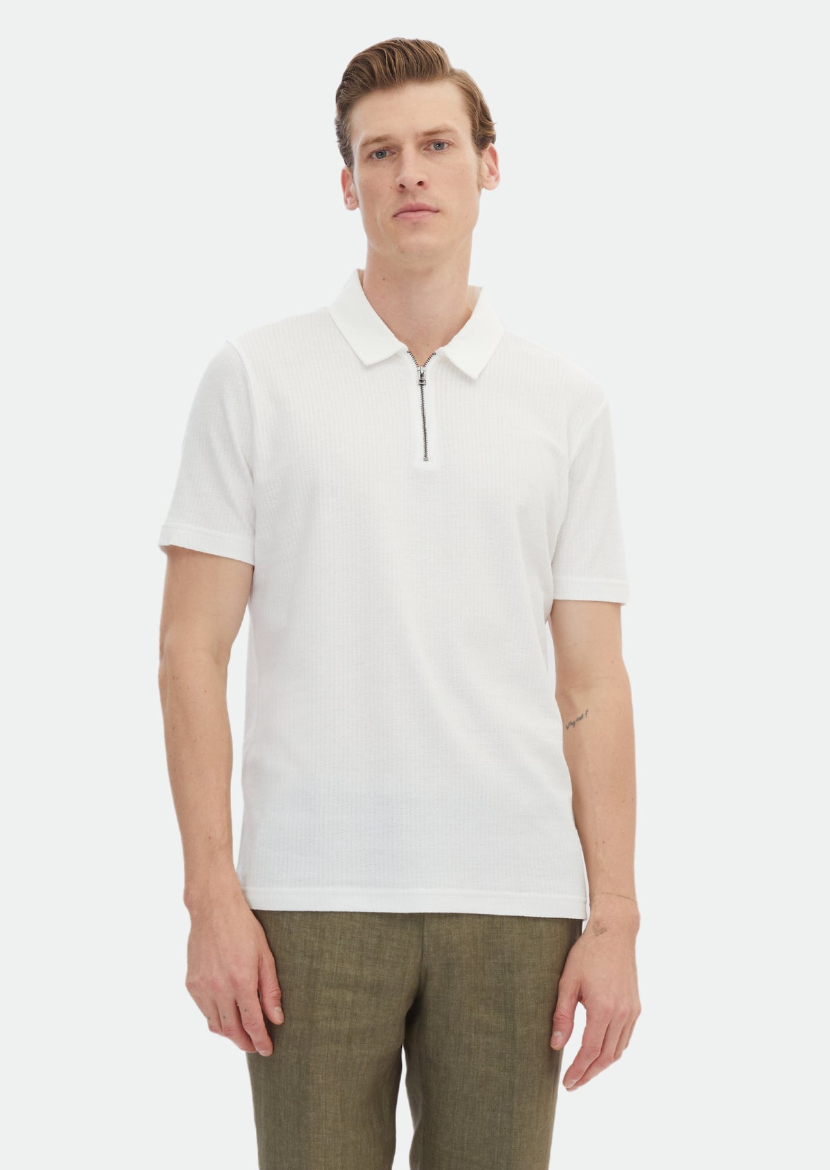 Ekru Jakarlı Polo Yaka %100 Pamuk T-Shirt