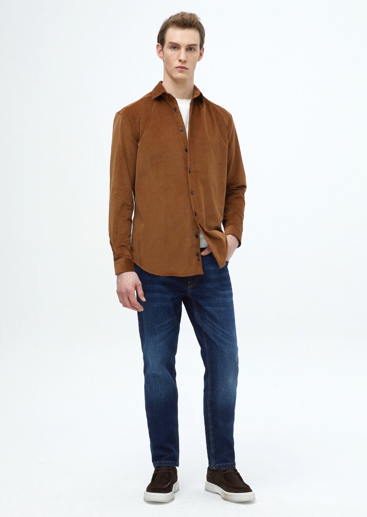 Kahverengi Düz Casual Fit Uzun Dokuma Kadife Casual %100 Pamuk Gömlek