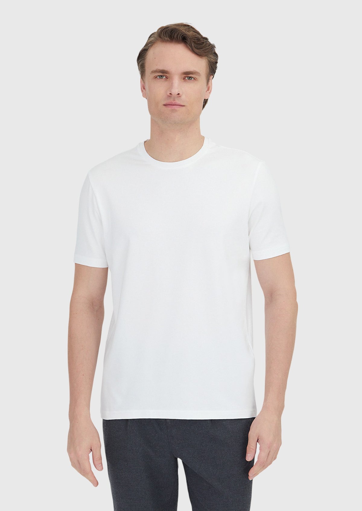 Beyaz Düz Bisiklet Yaka Pamuk Karışımlı T-Shirt