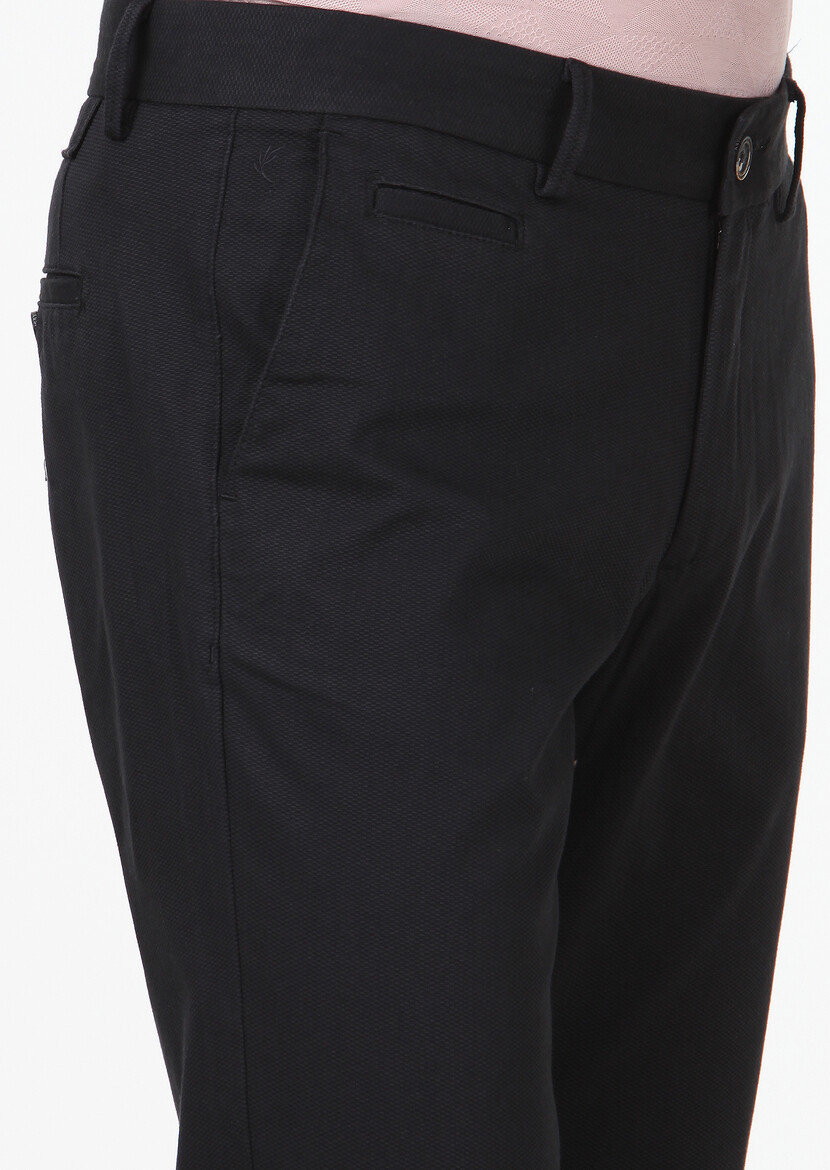 Siyah Dokuma Regular Fit Casual Pamuk Karışımlı Pantolon - Thumbnail
