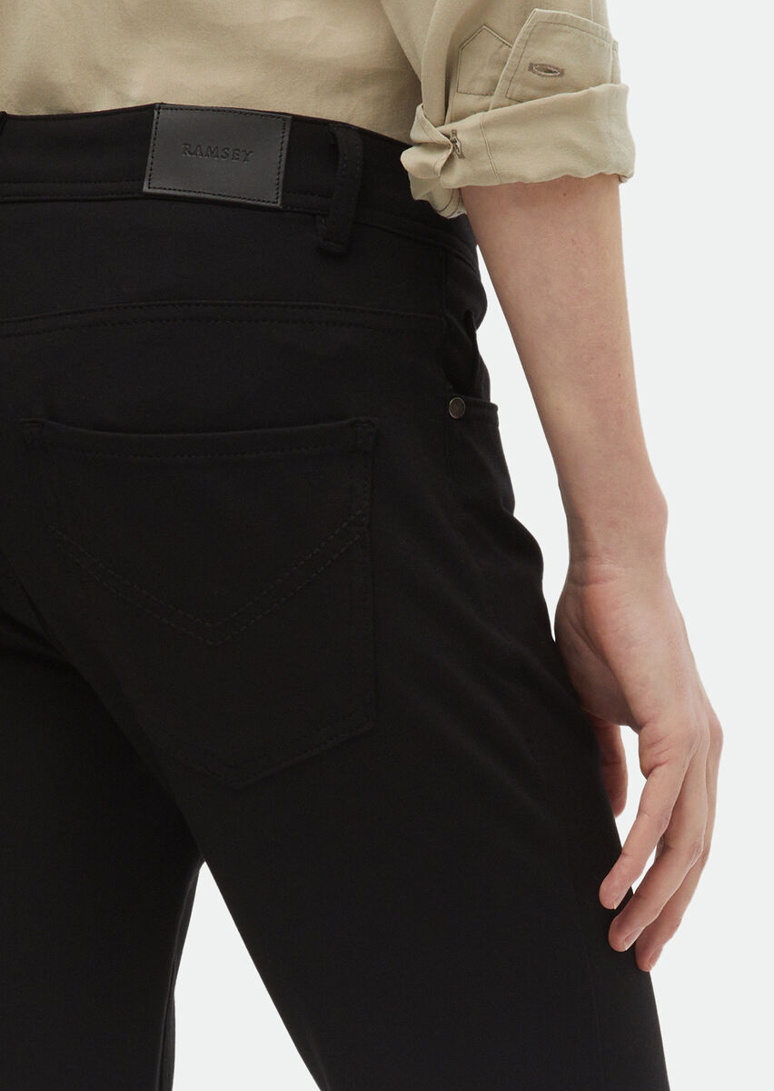 Siyah Düz Örme Slim Fit Casual Pantolon