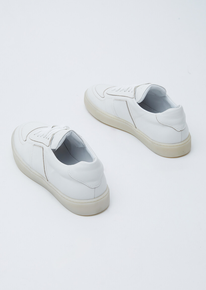 Beyaz Spor Ayakkabı - Thumbnail