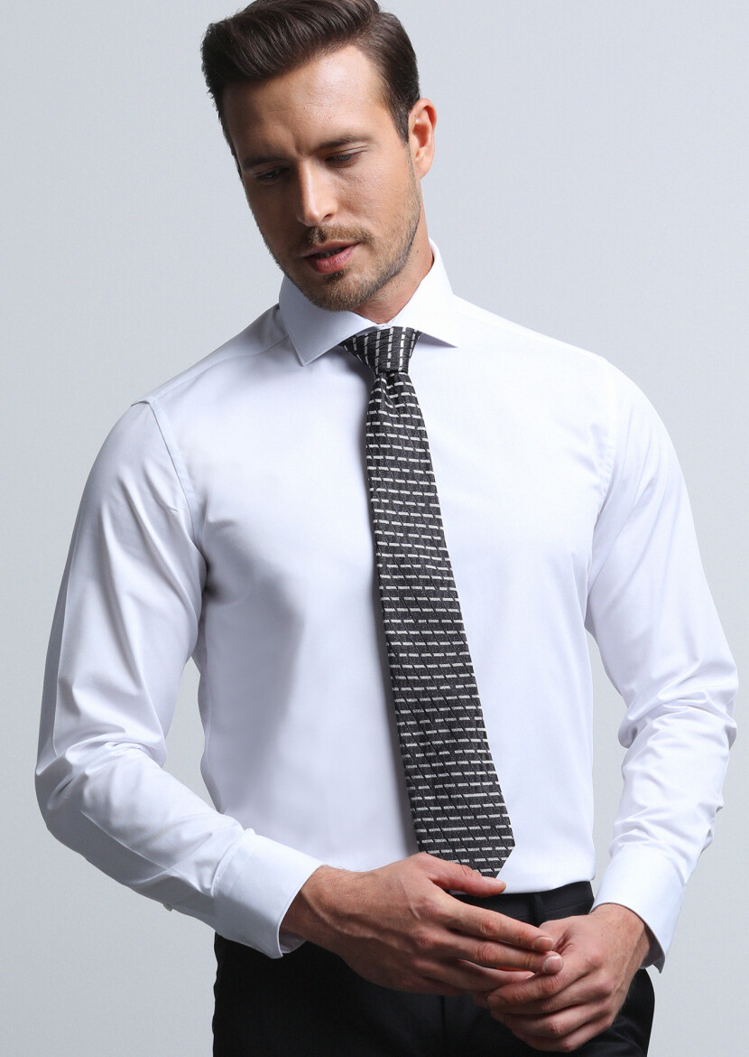 Beyaz Düz Regular Fit Dokuma Klasik Pamuk Karışımlı Gömlek 