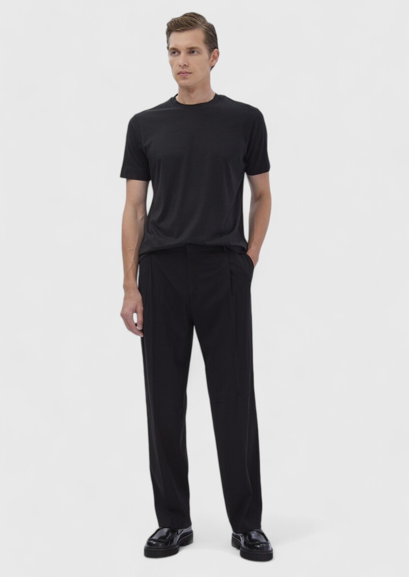 Black Plain Crew Neck Silk Blended T-Shirt 