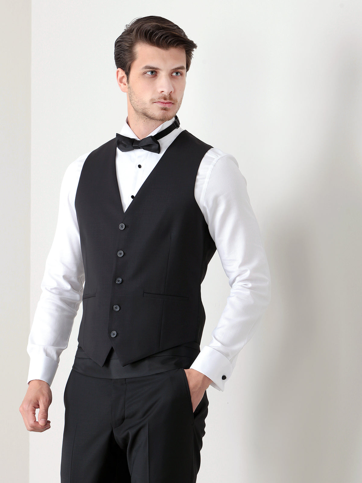 Siyah Slim Fit Kelebek Yaka Klasik Yelek