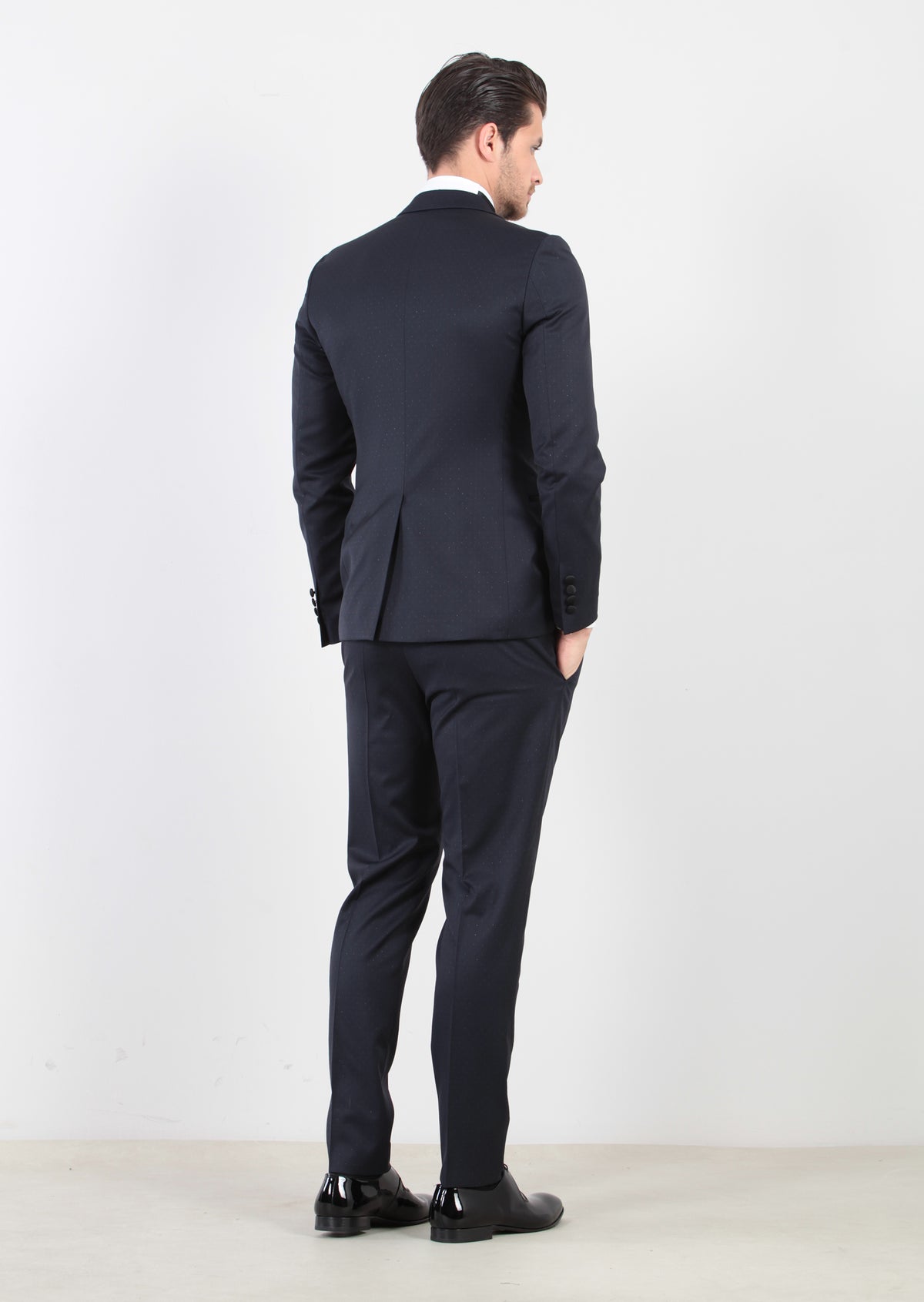 Koyu Lacivert Desenli Fashion Slim Fit Kruvaze Yaka Dokuma Smokin Takım Elbise