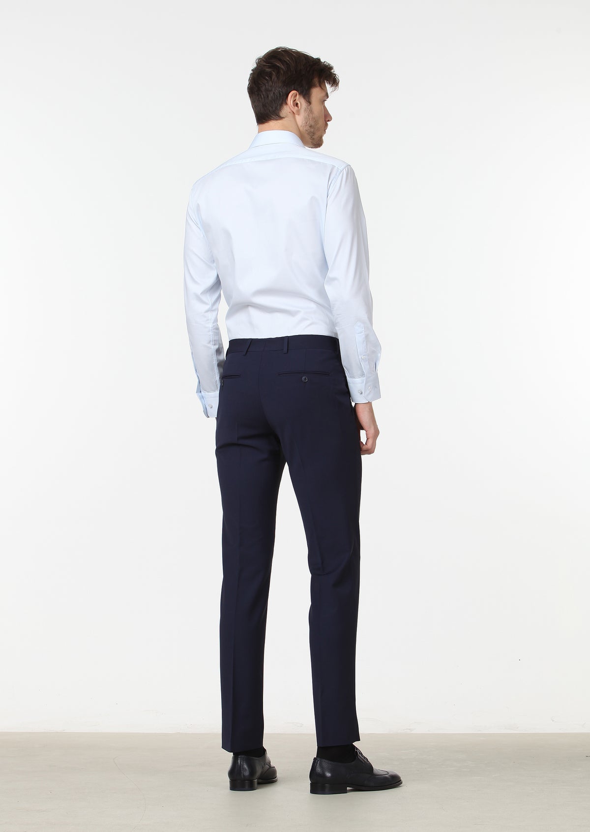Saks Düz Kumaş Modern Fit Klasik Yün Karışımlı Pantolon