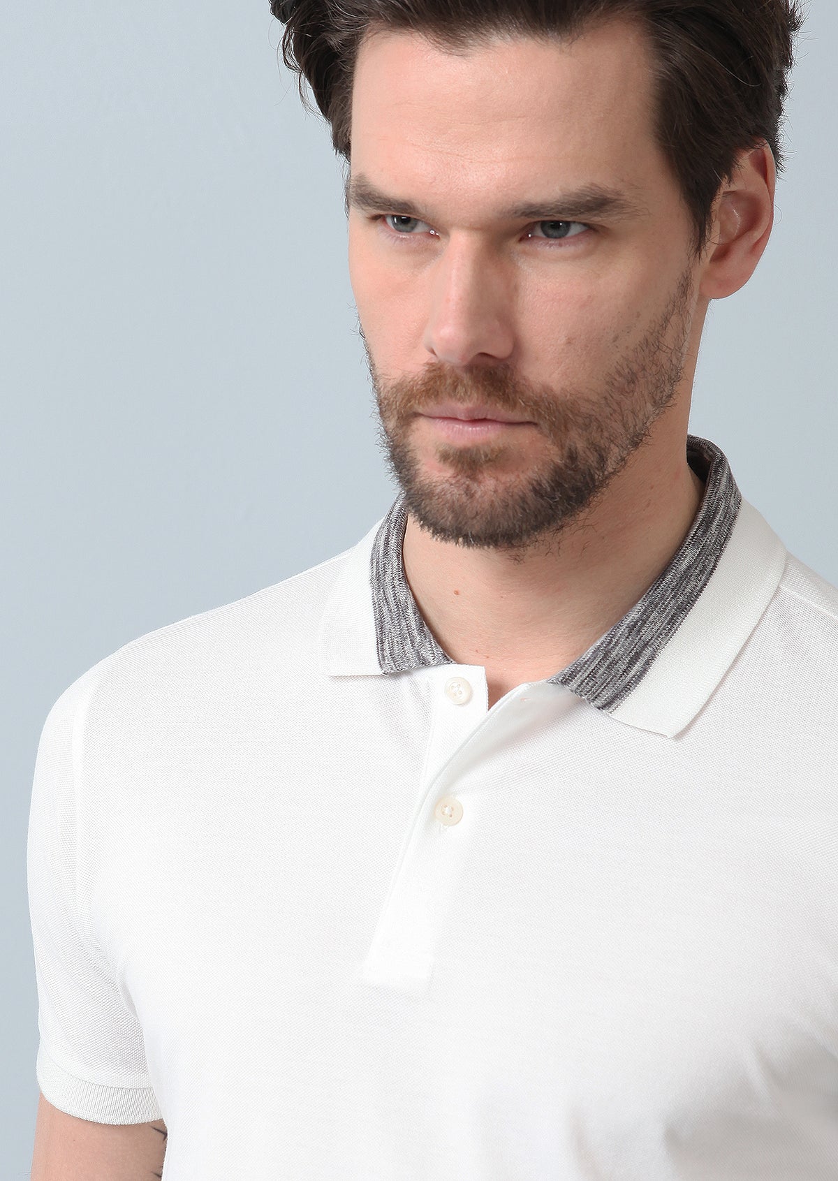 Beyaz Jakarlı Polo Yaka %100 Pamuk T-Shirt