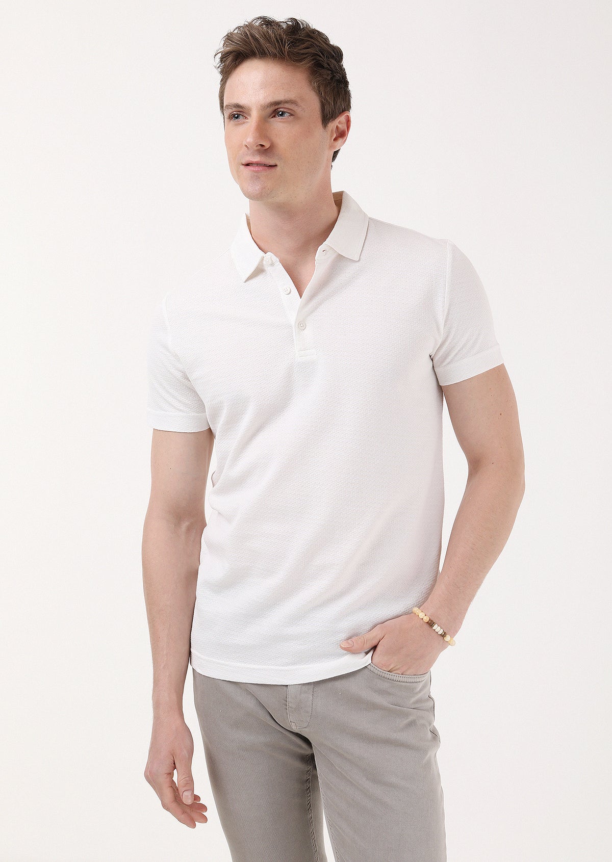 Ekru Jakarlı Polo Yaka %100 Pamuk T-Shirt
