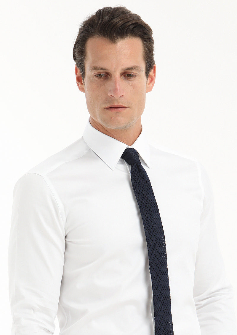 Beyaz Düz Slim Fit Uzun Dokuma Klasik %100 Pamuk Gömlek