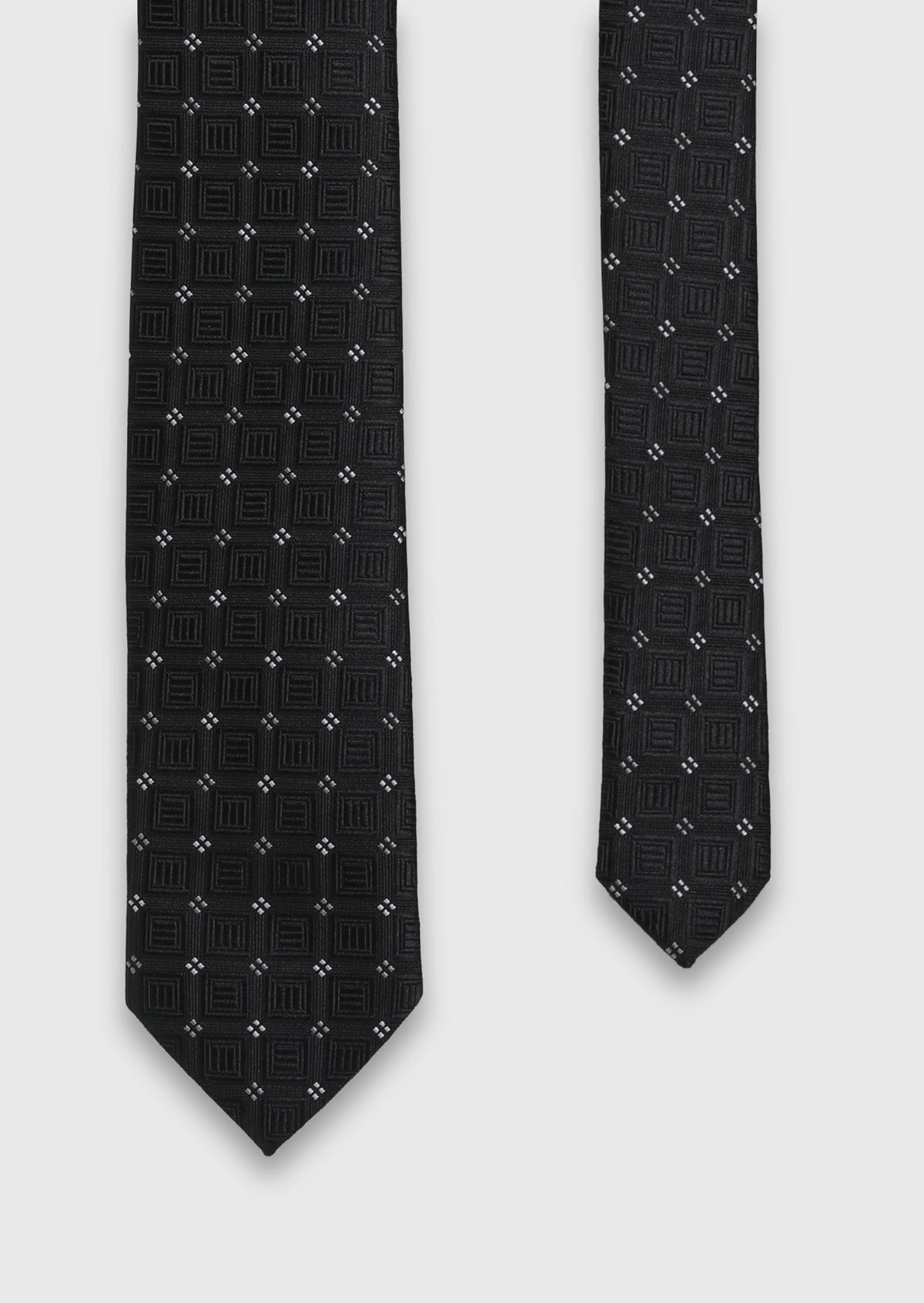 Black Tie
