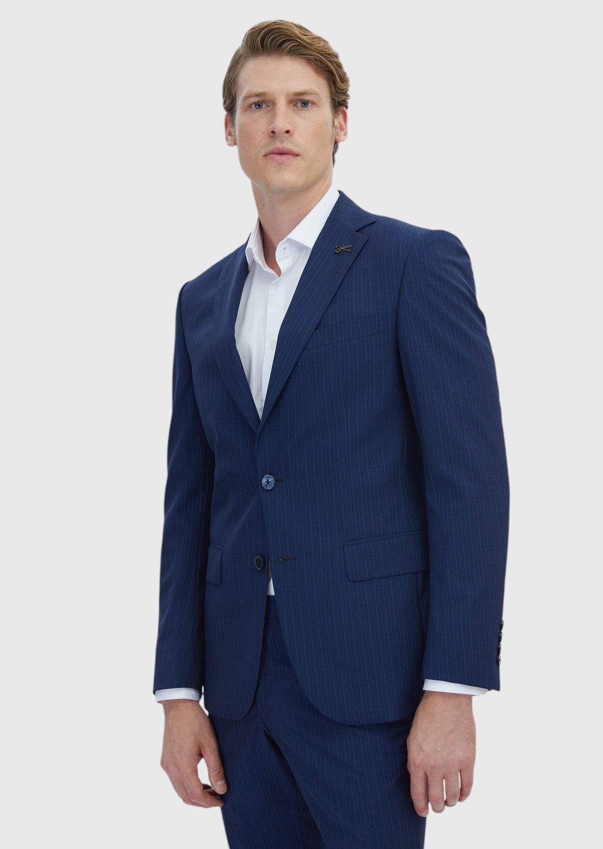 Lacivert Çizgili Modern Fit %100 Yün Takım Elbise