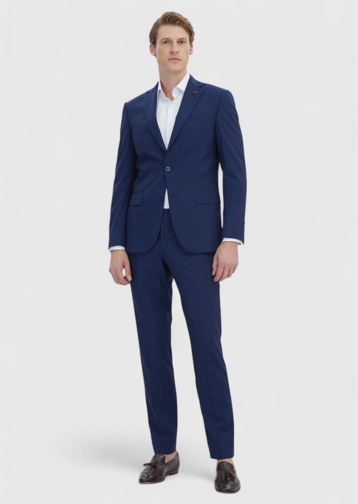 Lacivert Çizgili Modern Fit %100 Yün Takım Elbise