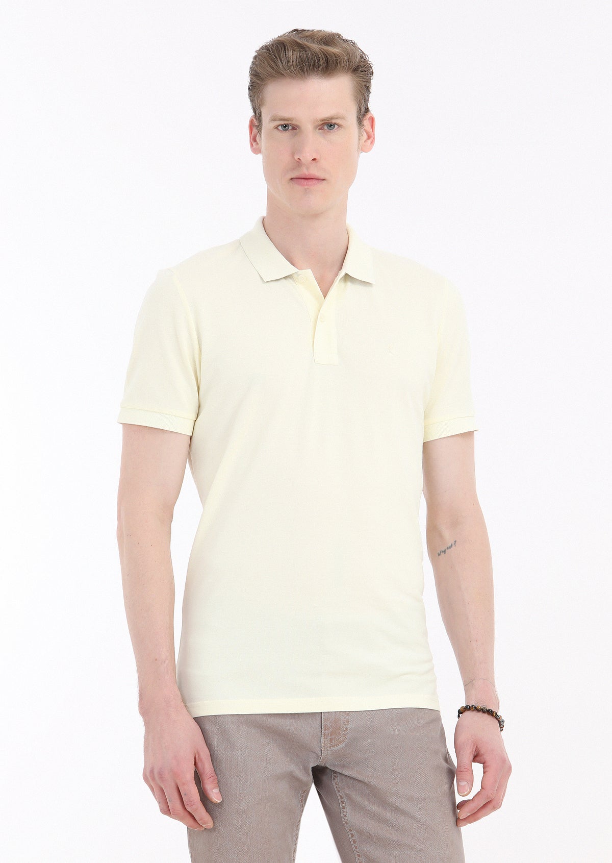 Sarı Baskılı Polo Yaka %100 Pamuk T-Shirt