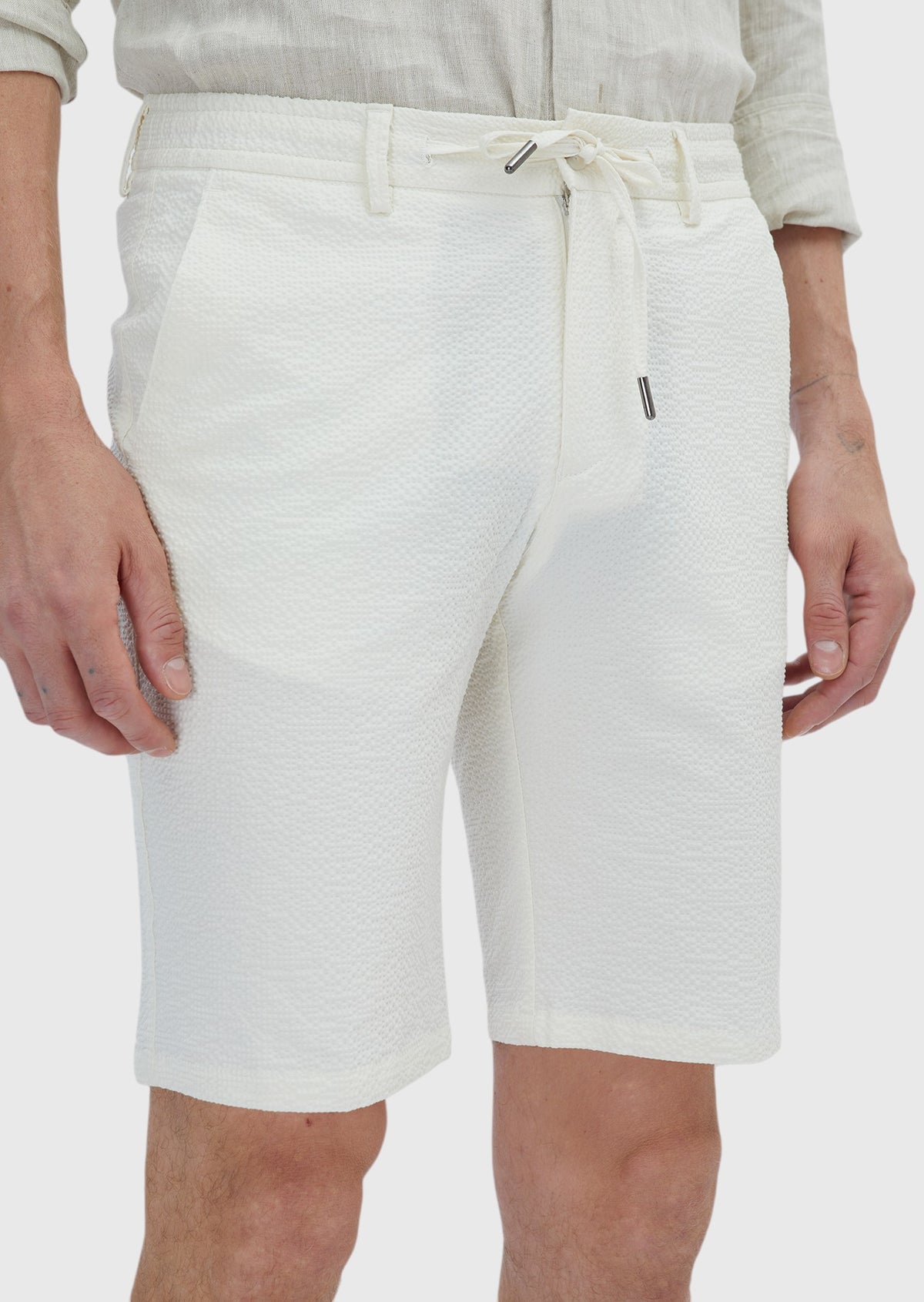 Ekru Çizgili Dokuma Jogging Fit Casual Pamuk Karışımlı Bermuda