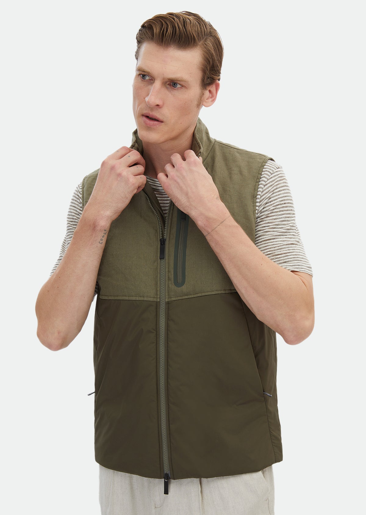 Haki Regular Fit Dik Yaka Casual Dokuma Spor Yelek
