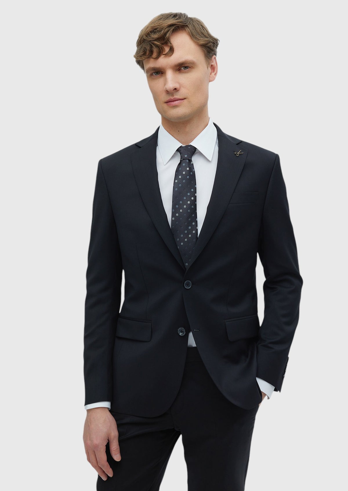 Siyah Düz Modern Fit %100 Yün Takım Elbise