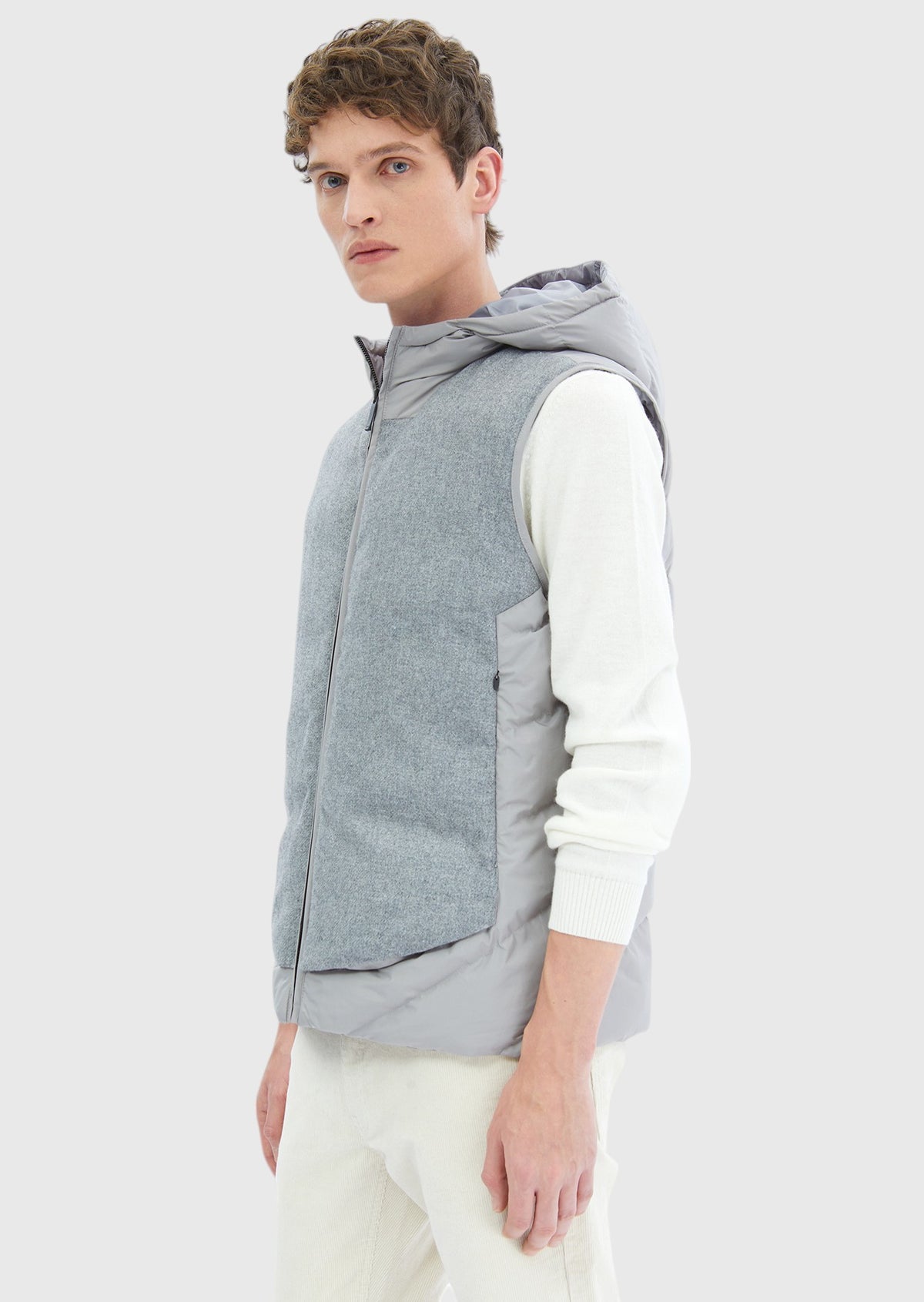Gri Regular Fit Kapüşonlu Casual Dokuma Spor Yelek