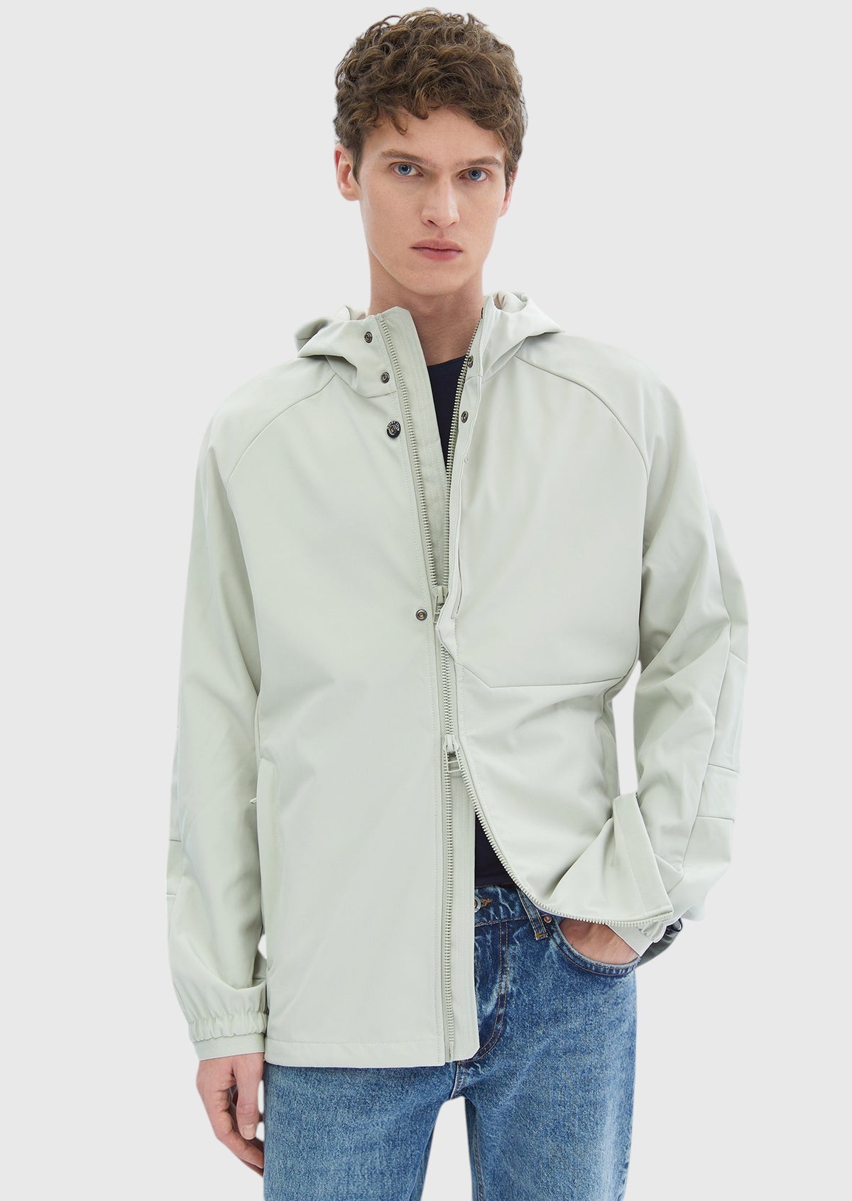 Kum Regular Fit Kapüşonlu Dokuma Mont
