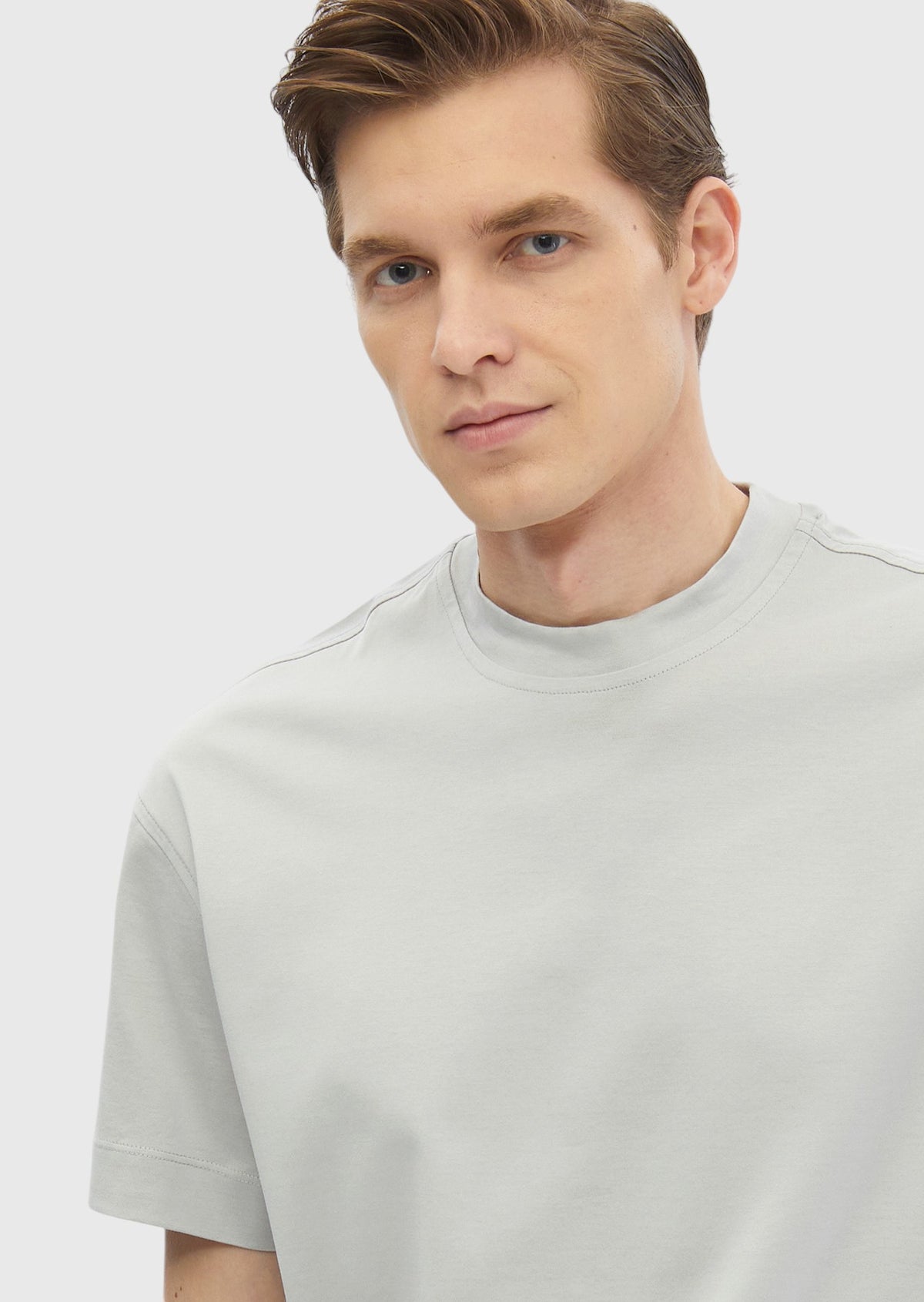 Açık Gri Düz Bisiklet Yaka %100 Pamuk T-Shirt