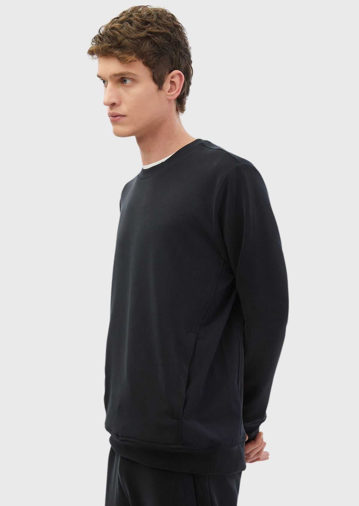 Black Crew Neck Plain Sweatshirt