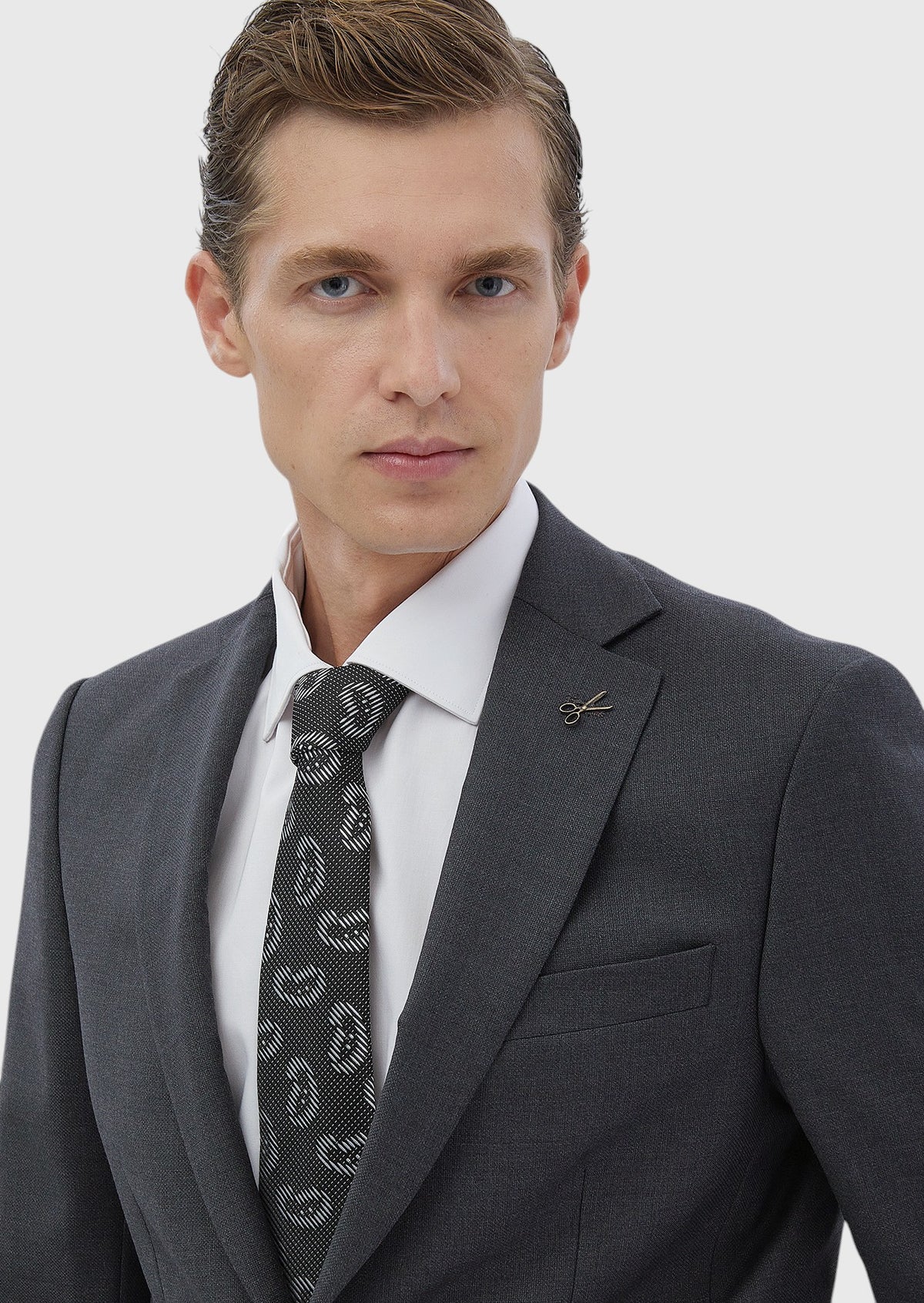 Gri Düz Modern Fit %100 Yün Takım Elbise
