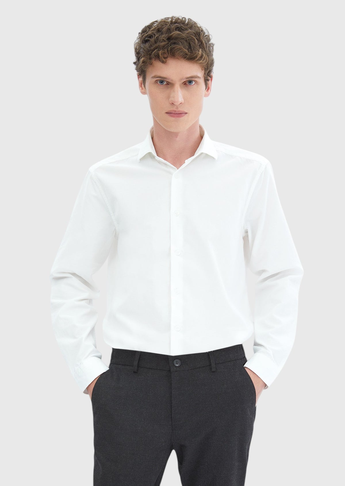 Beyaz Düz Casual Fit Uzun Dokuma Kadife Casual %100 Pamuk Gömlek