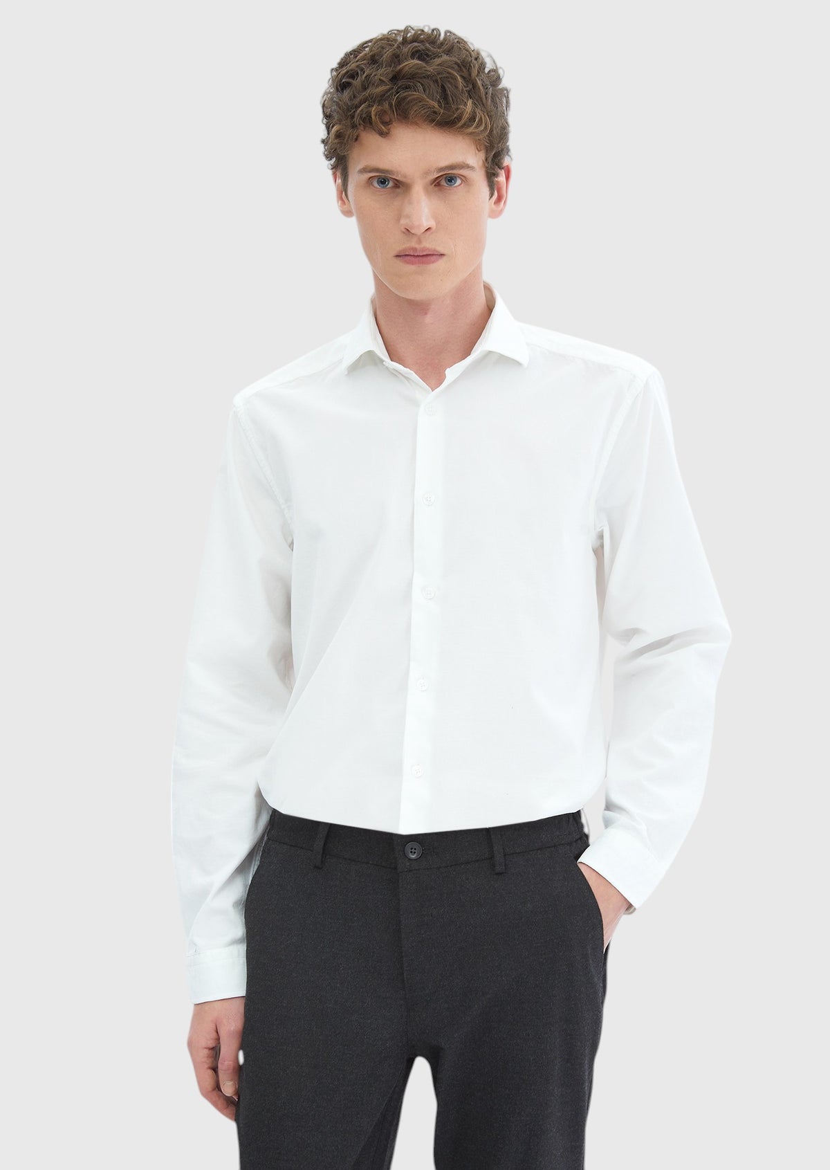 Beyaz Düz Casual Fit Uzun Dokuma Kadife Casual %100 Pamuk Gömlek