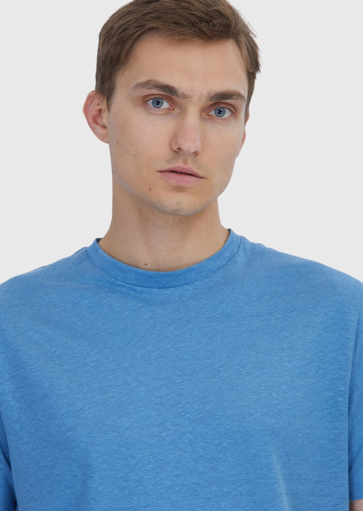 Mavi Düz Bisiklet Yaka %100 Keten T-Shirt