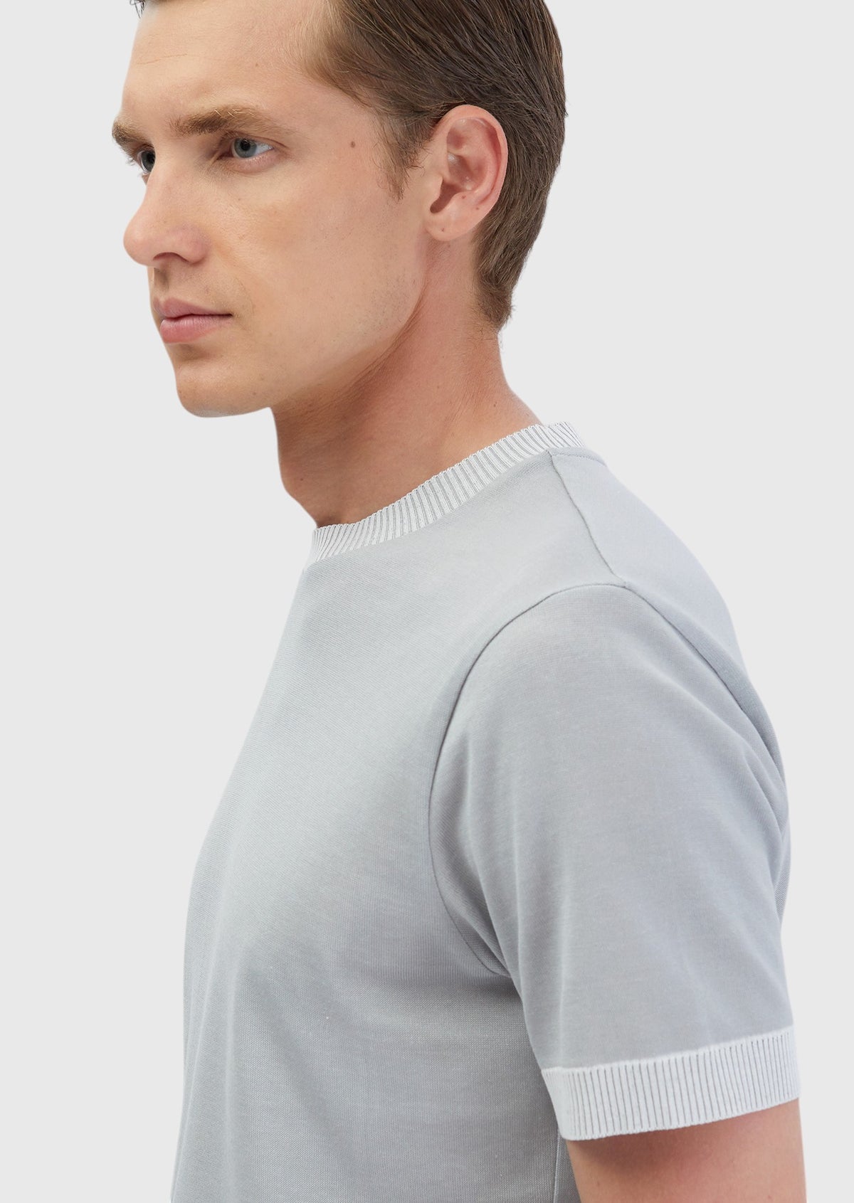 Açık Gri Düz Bisiklet Yaka %100 Pamuk T-Shirt