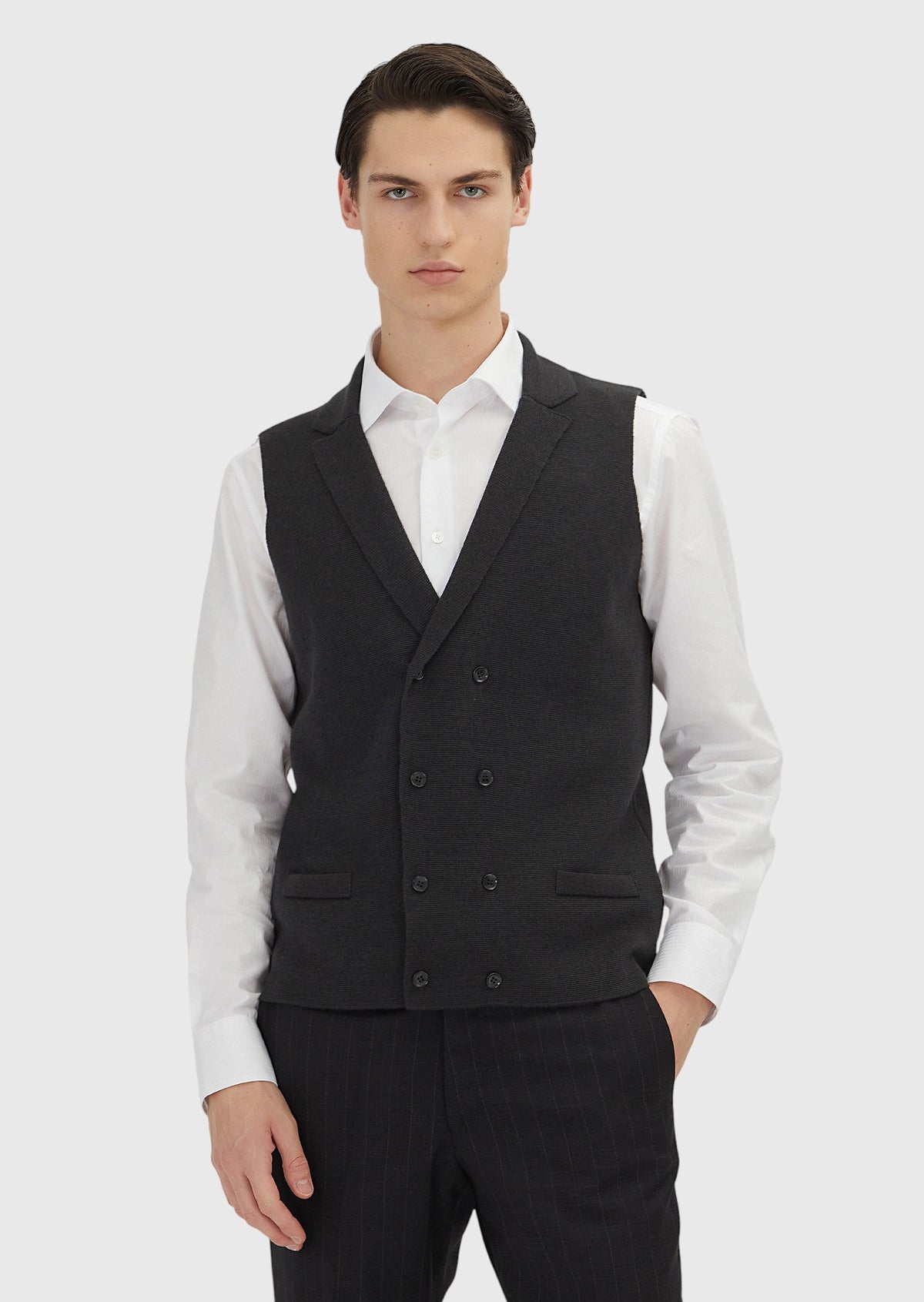 Antrasit Regular Fit Kelebek Yaka Casual Örme Triko Yelek