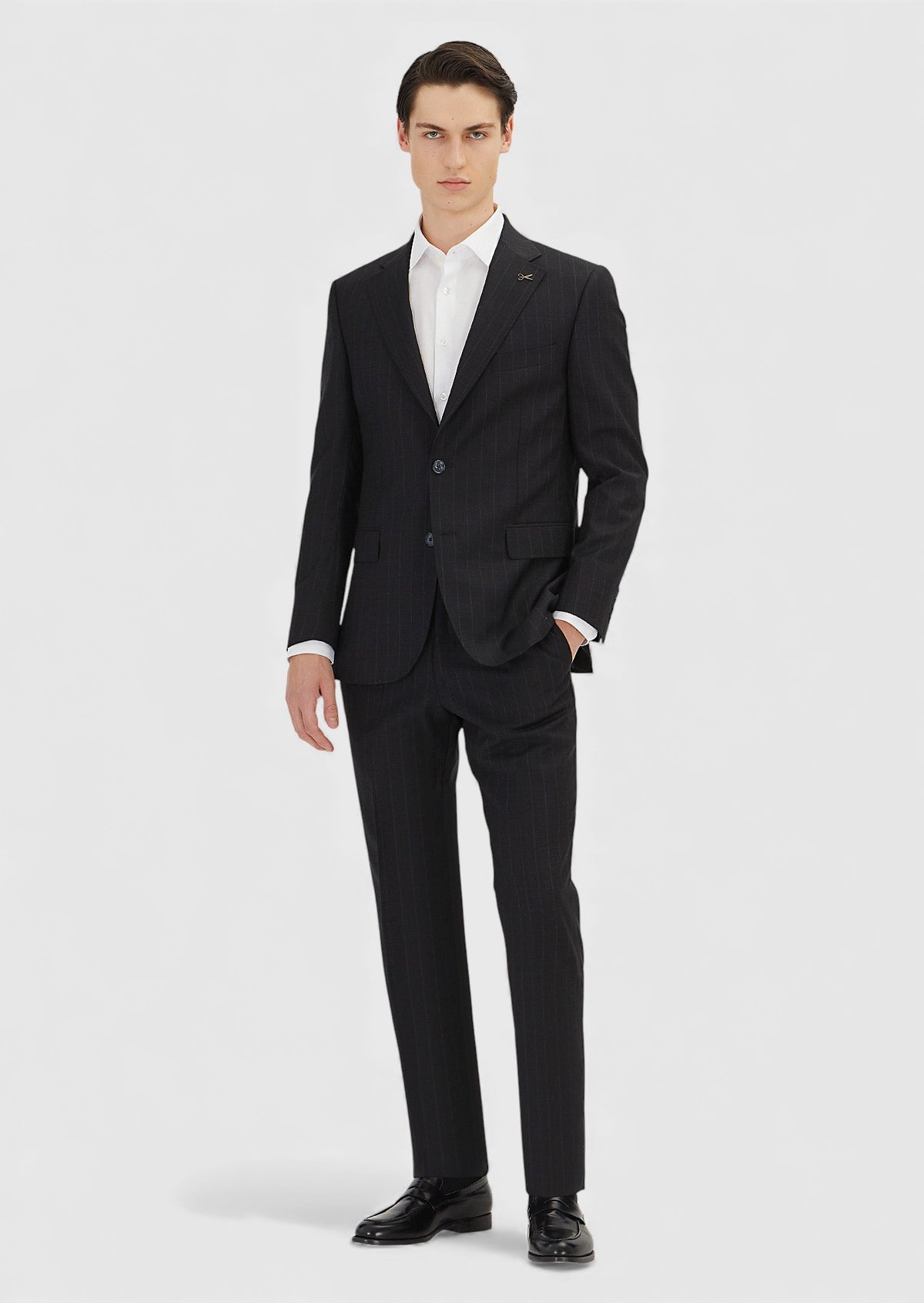 Siyah Çizgili Zeroweight Slim Fit %100 Yün Takım Elbise