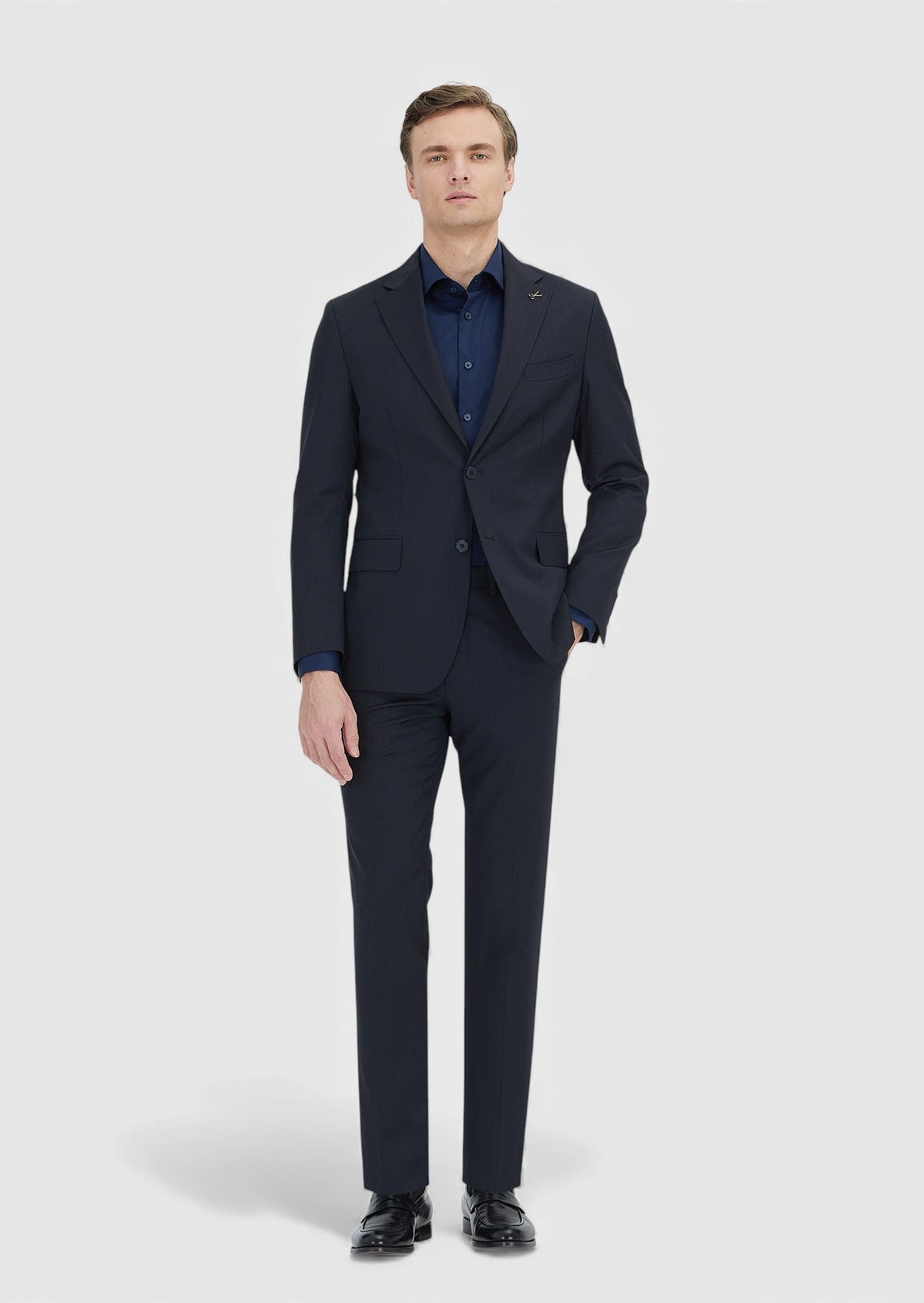 Koyu Lacivert Çizgili Zeroweight Slim Fit %100 Yün Takım Elbise