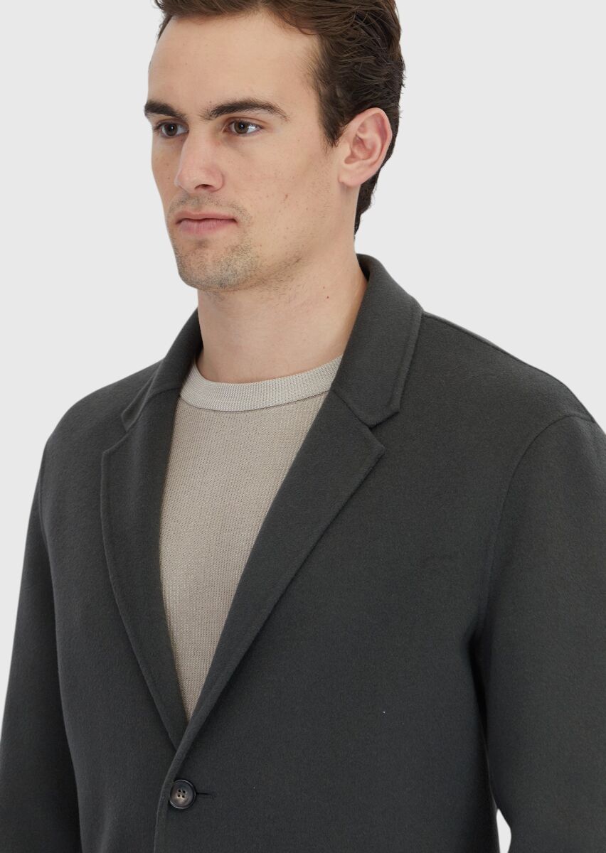 Khaki Regular Fit Butterfly Collar Classical Weaving Overcoat - 4