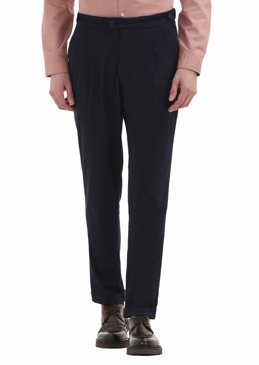 Lacivert Düz Kumaş Carrot Fit Casual Pamuk Karışımlı Pantolon 
