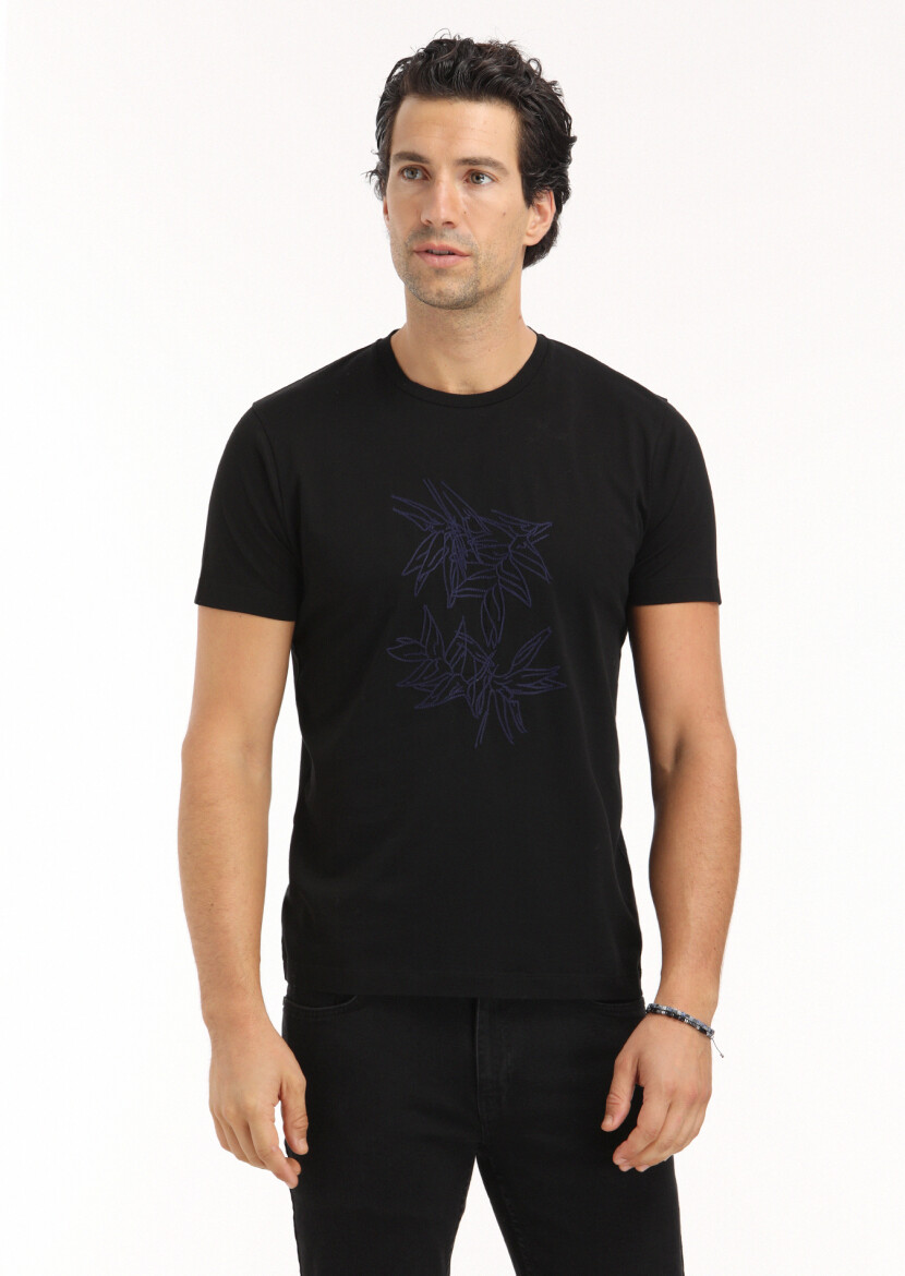 Siyah Desenli Bisiklet Yaka %100 Pamuk T-Shirt 