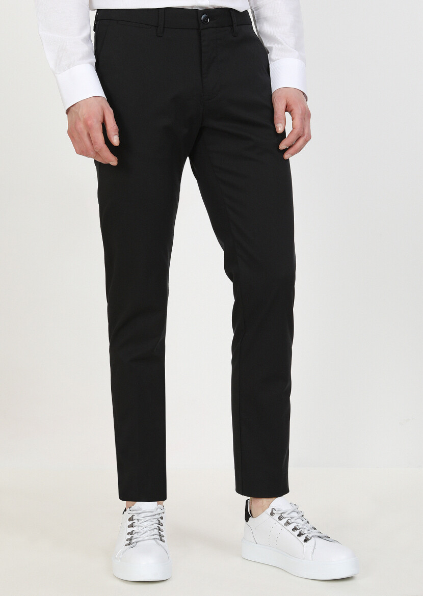 Siyah Düz Dokuma Regular Fit Casual Pantolon - 1