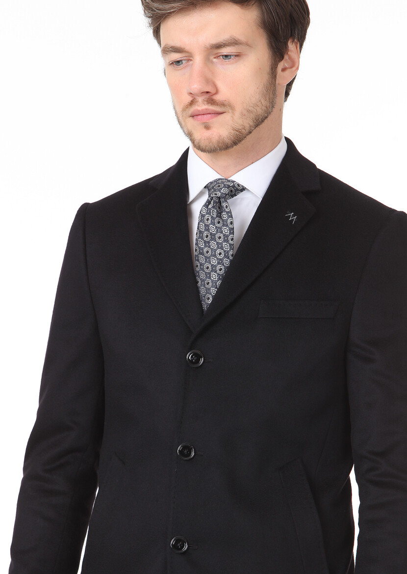 Siyah Regular Fit Kelebek Yaka Klasik Dokuma Palto 