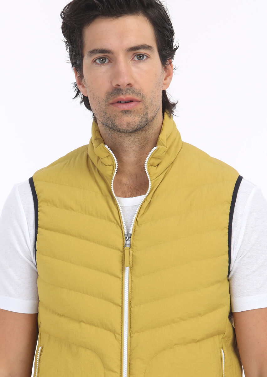 Yellow Weaving Puffer Vest - 3